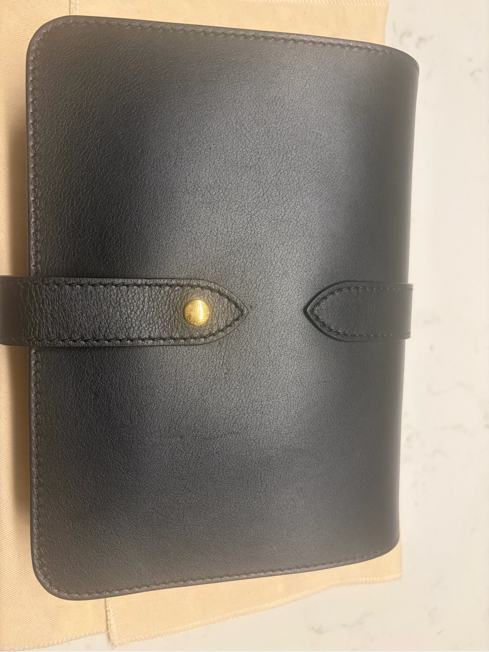 Louis Vuitton Rendez Vous calfskin Leather bag w/adjustable strap and gold chain - Picture 9 of 13